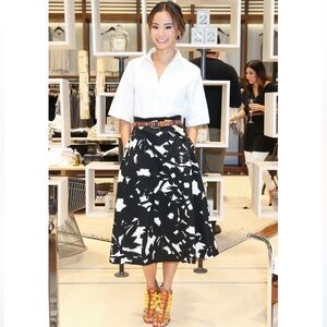 M16 Banana Republic Flare Quilted Black White‎ Floral Midi Stylish Skirt